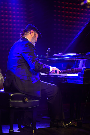 20260822_1925_5891_ParkerJazzClub
