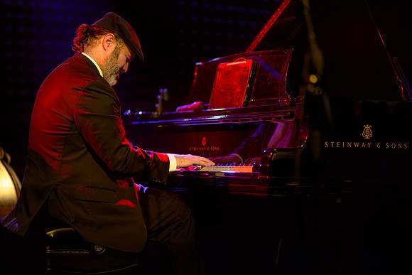 20260822_1914_5806_ParkerJazzClub
