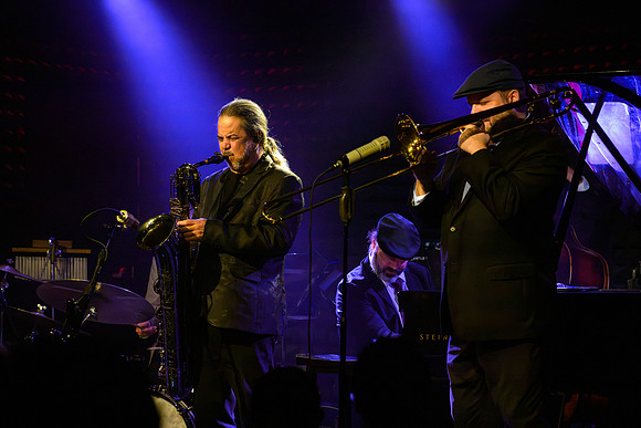 20260822_2158_6287_ParkerJazzClub
