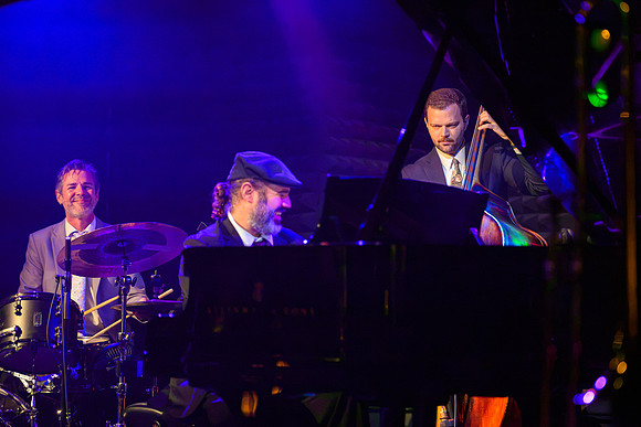 20260822_2144_6223_ParkerJazzClub