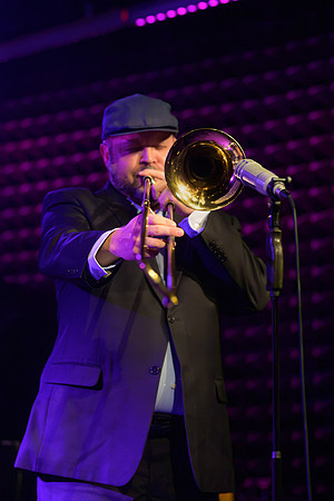 20260822_1930_5909_ParkerJazzClub